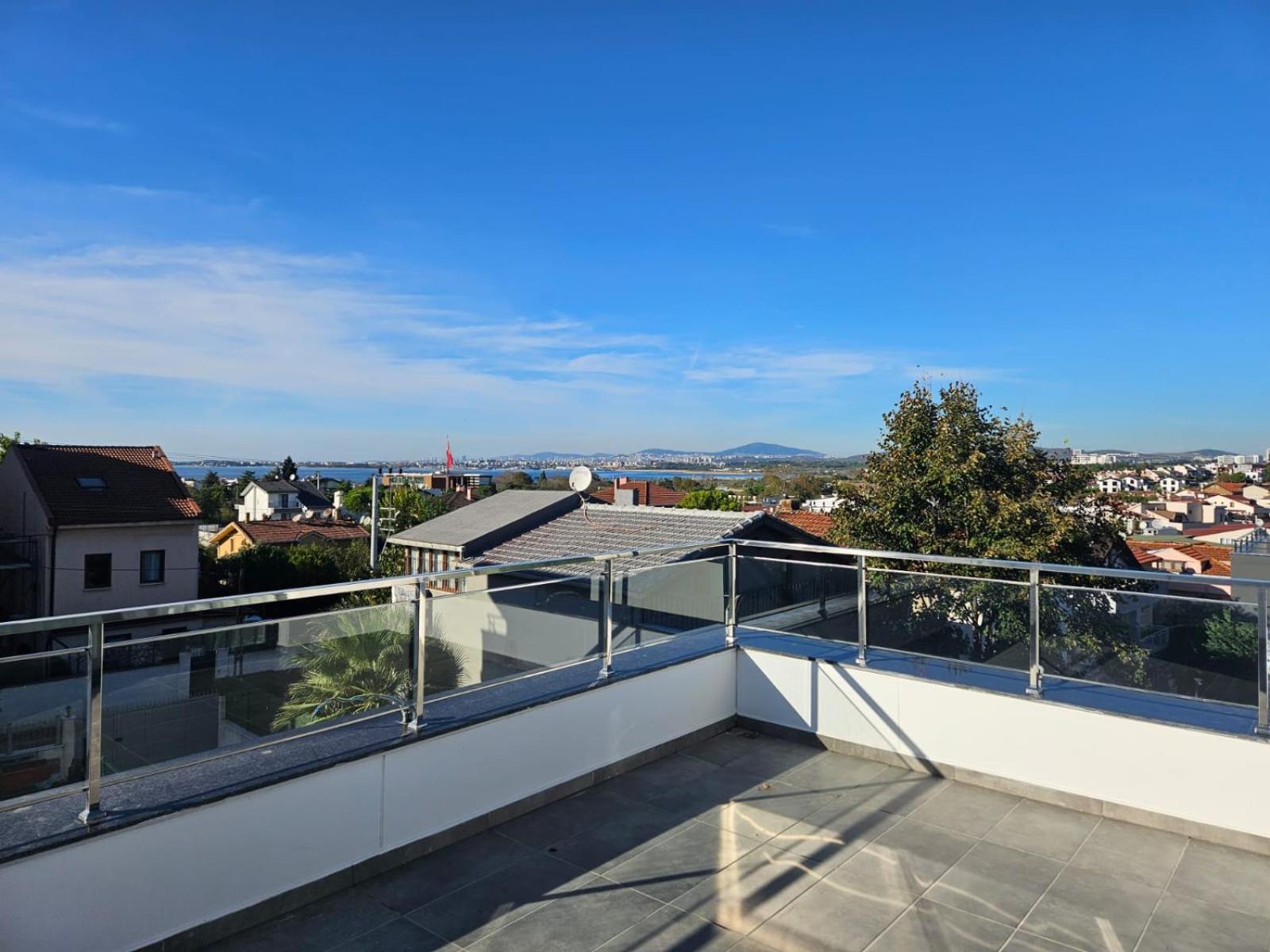 Modern Apartment In Very Quiet Location In Darica, Istanbul Экстерьер фото