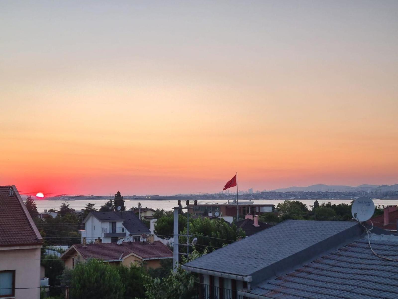 Modern Apartment In Very Quiet Location In Darica, Istanbul Экстерьер фото