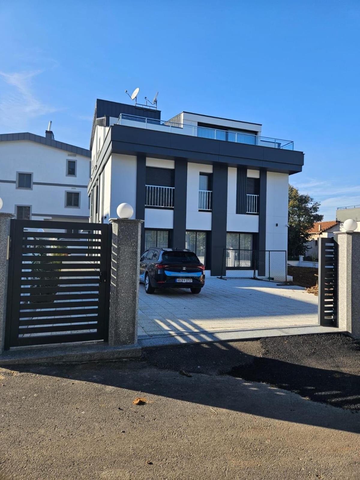 Modern Apartment In Very Quiet Location In Darica, Istanbul Экстерьер фото